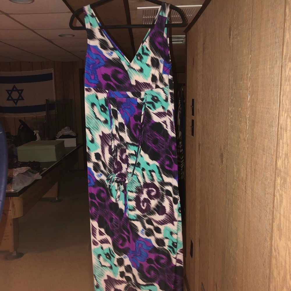 WOMENS MEDIUM DRESS BEAUTIFUL NWNT